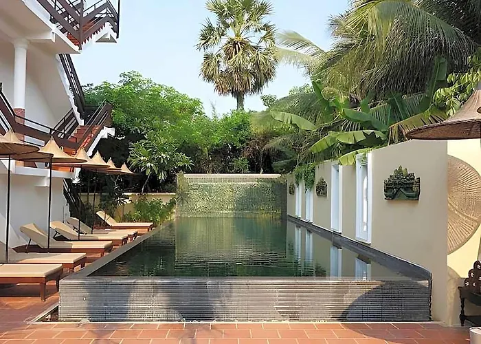 The Urban Hotel